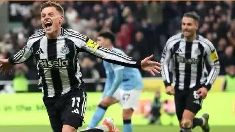 300万镑旧将失宠!纽卡1月或调整阵容,沙尔留队还是重返德甲?